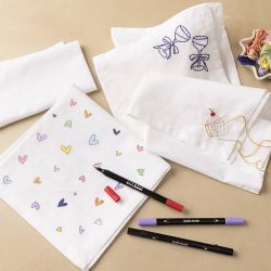 Tygservetter, stl. 42x42 cm, 145 g, vit, 4 st./ 1 f&ouml;rp.