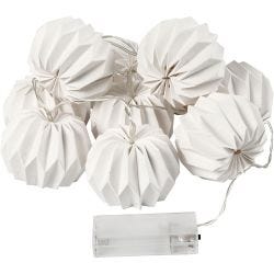 LED ljusslinga med lampskärmar