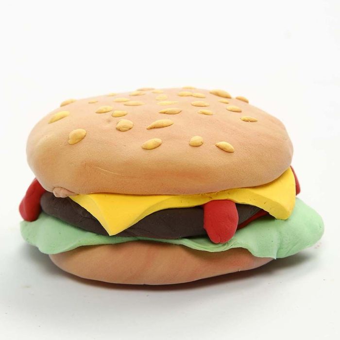 Magnet med hamburgare av Silk Clay