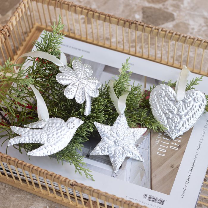 Julpynt med präglat folie