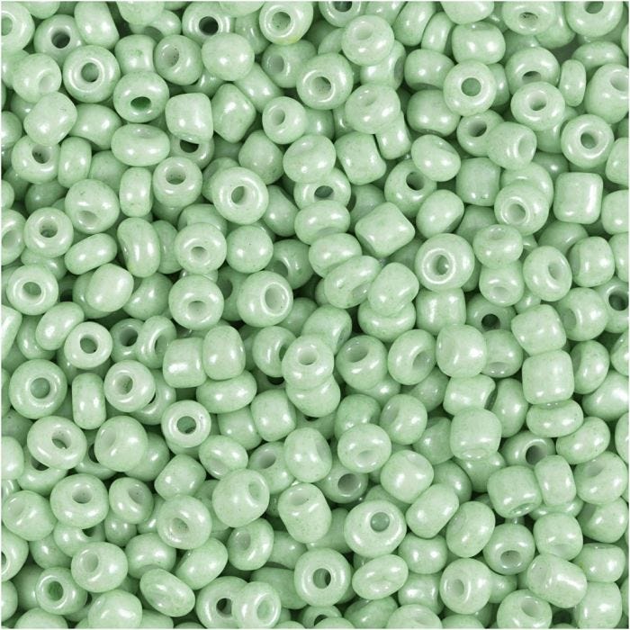 Rocaillepärlor, Dia. 3 mm, stl. 8/0, Hålstl. 0,6-1,0 mm, ljusgrön, 25 g/ 1 förp.