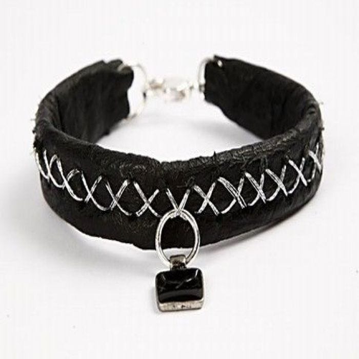 Läderarmband med berlock
