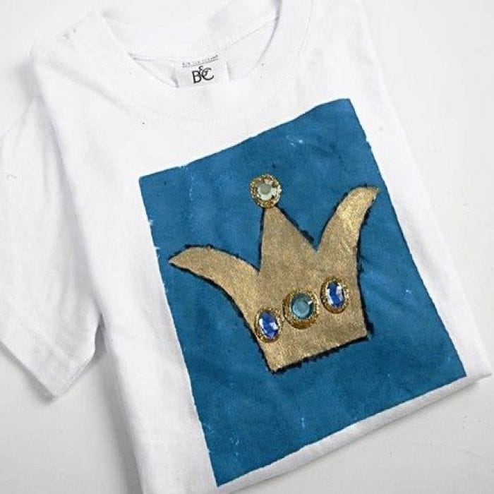 T-shirts med prins eller prinsesskronor