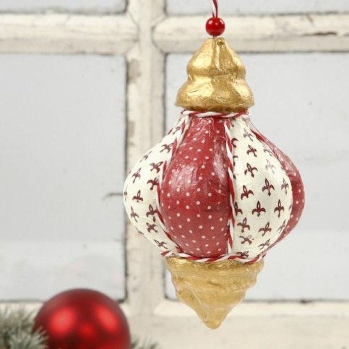 Ornament med decoupage