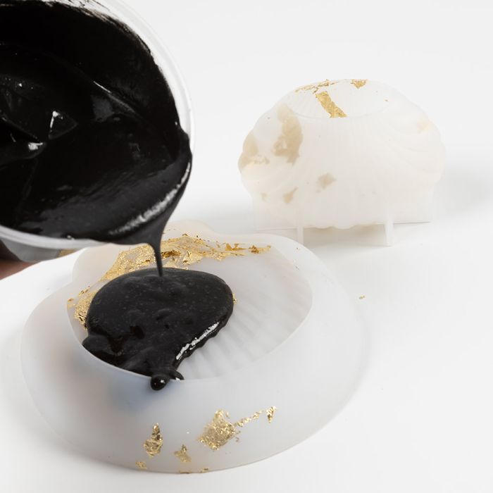 Gjutning med svart resingjutningsblandning