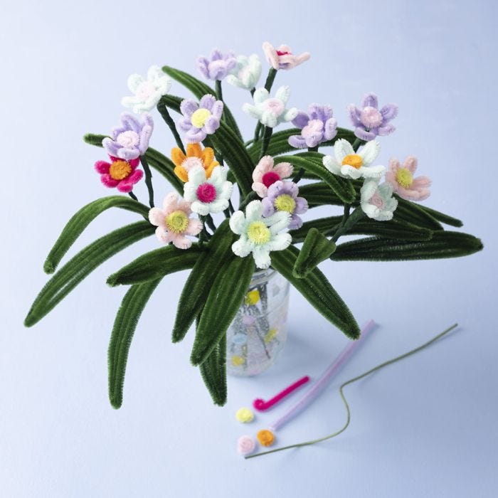 Enkla blommor av piprensare