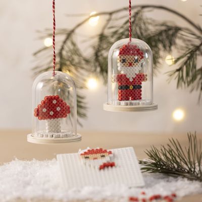 Julklocka med jultomte och svamp i BioBeads
