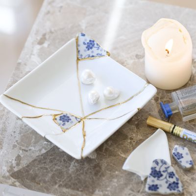 Disk reparerad med kintsugi-teknik