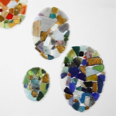 Ägg av hårdfolie med mosaik