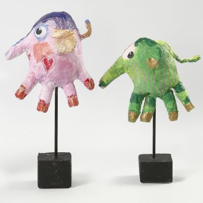 Elefant av eng&aring;ngshandskar med gipsgaze