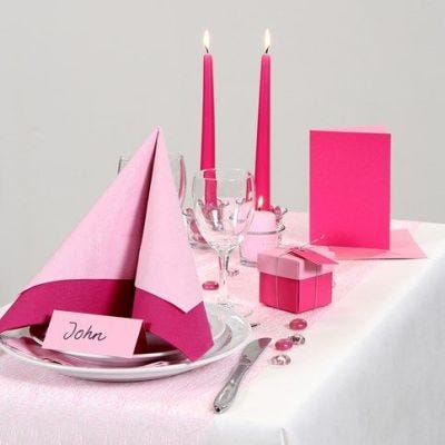 Inspiration till fest med rosa dukning