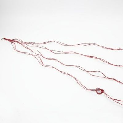 Ampel av fyra långa snören