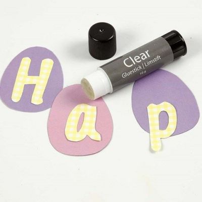 Girlanger av ägg och bokstäver i kartong