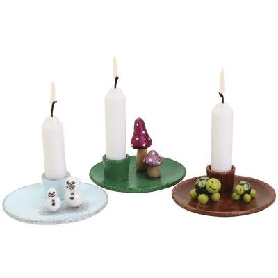 Charmiga ljusstakar med minifigurer